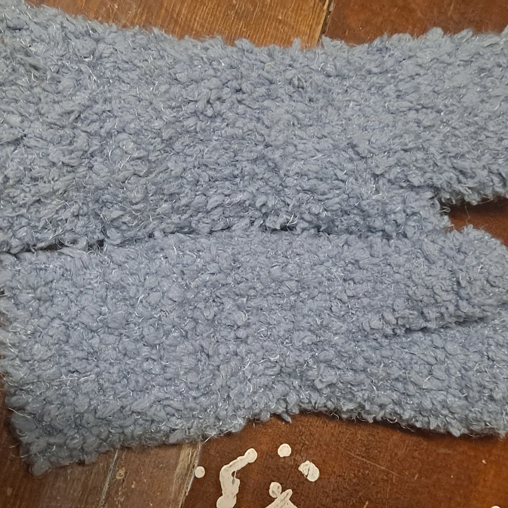 Muk Luks‎ Blue Textured Accessory
